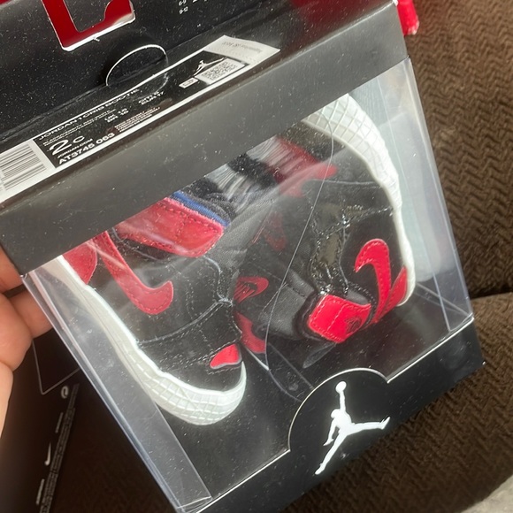 Infant patent bred 1s size 2c - Picture 1 of 3